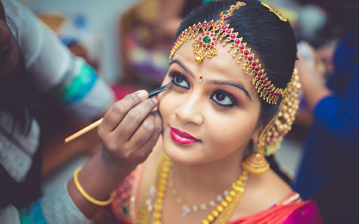 South Indian Beautician Service in Bengaluru