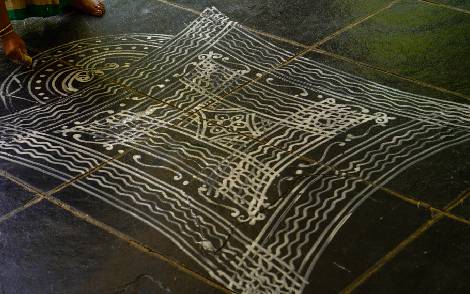 south indian Kolam pattu services in Baroda